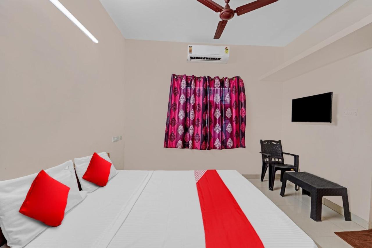 Super Hotel O Grand Residency Gūduvāncheri Buitenkant foto